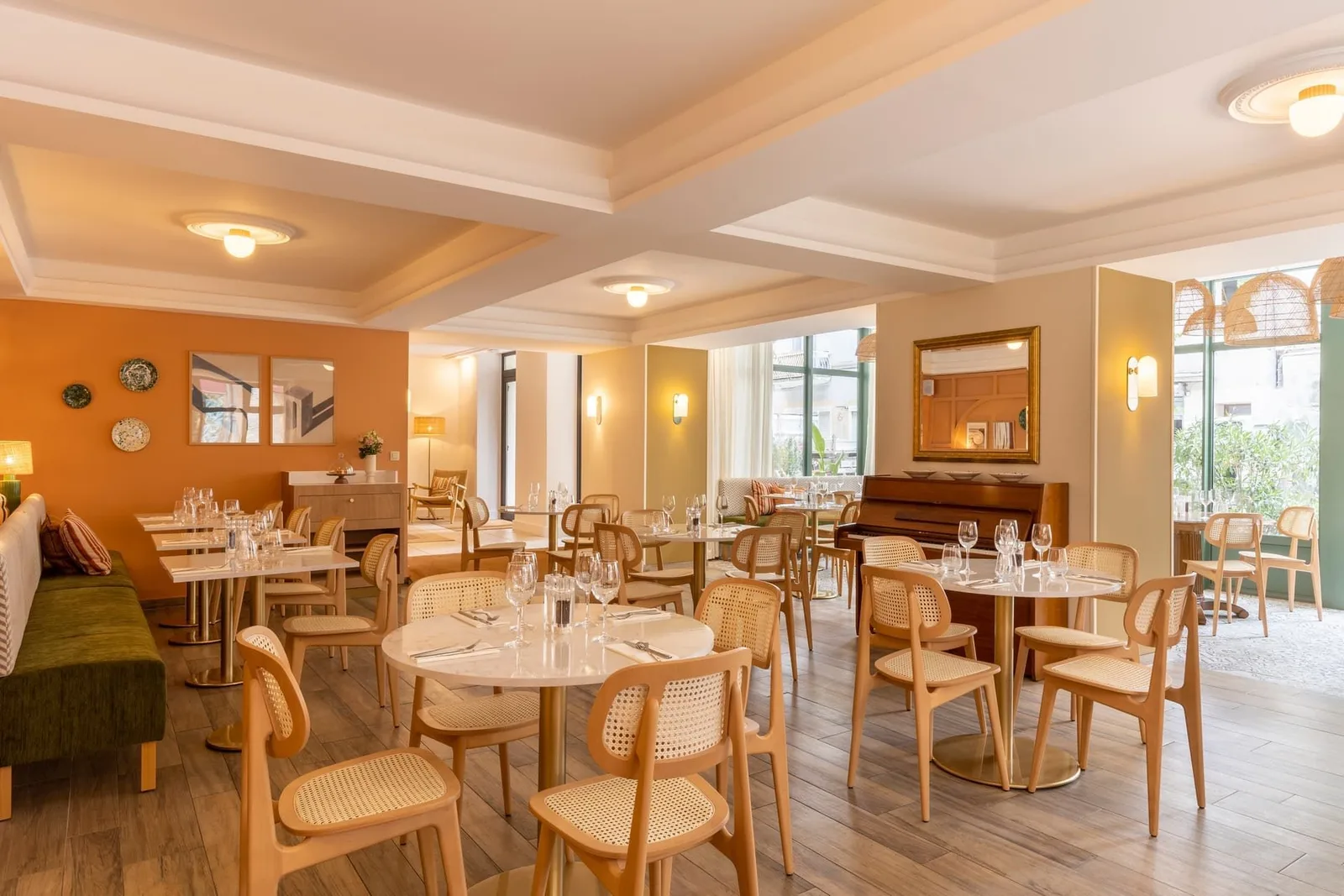 myWO Orange Centre, Kantine, Orange