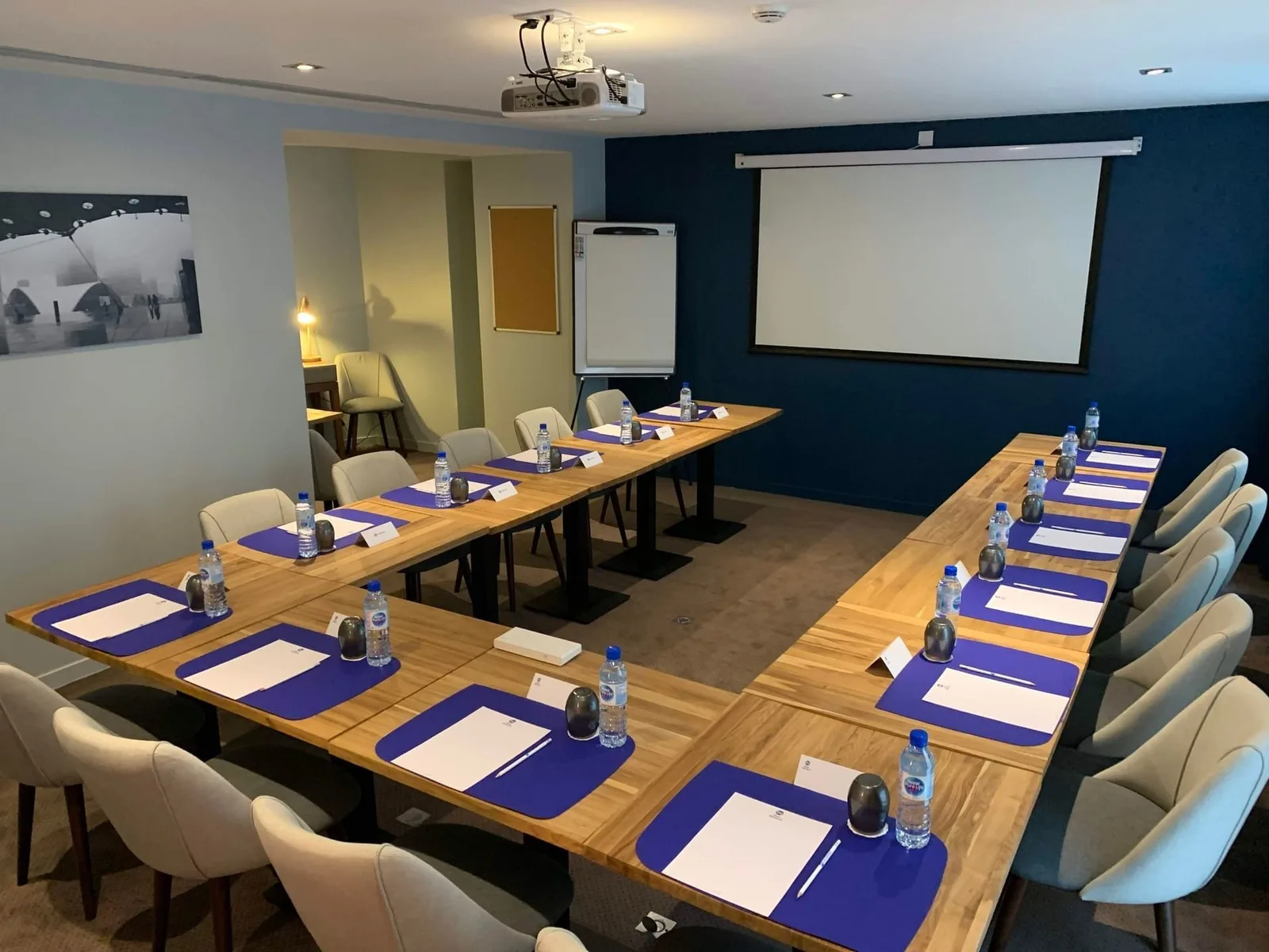 myWO Paris Arc de Triomphe, Salle de formation 14 personnes, Paris 17e