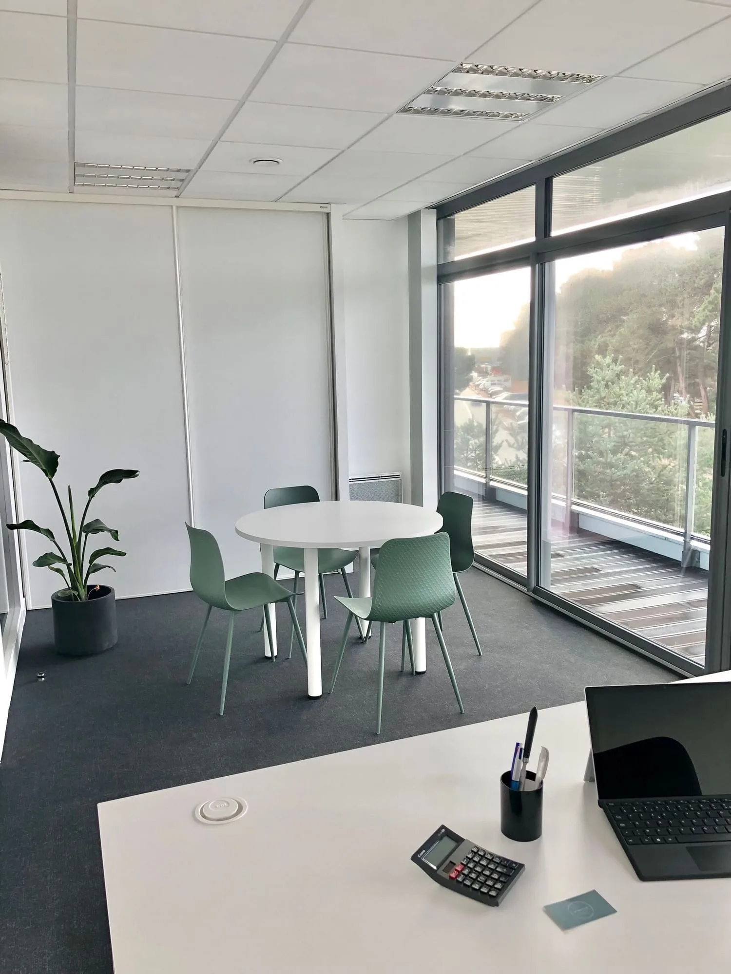 Le Nautilus, Private office, 1 desk, Lorient