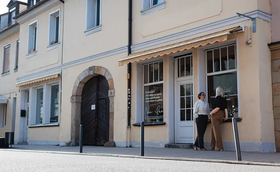Neu-Raum Erlangen, Gebäudefassade, Erlangen