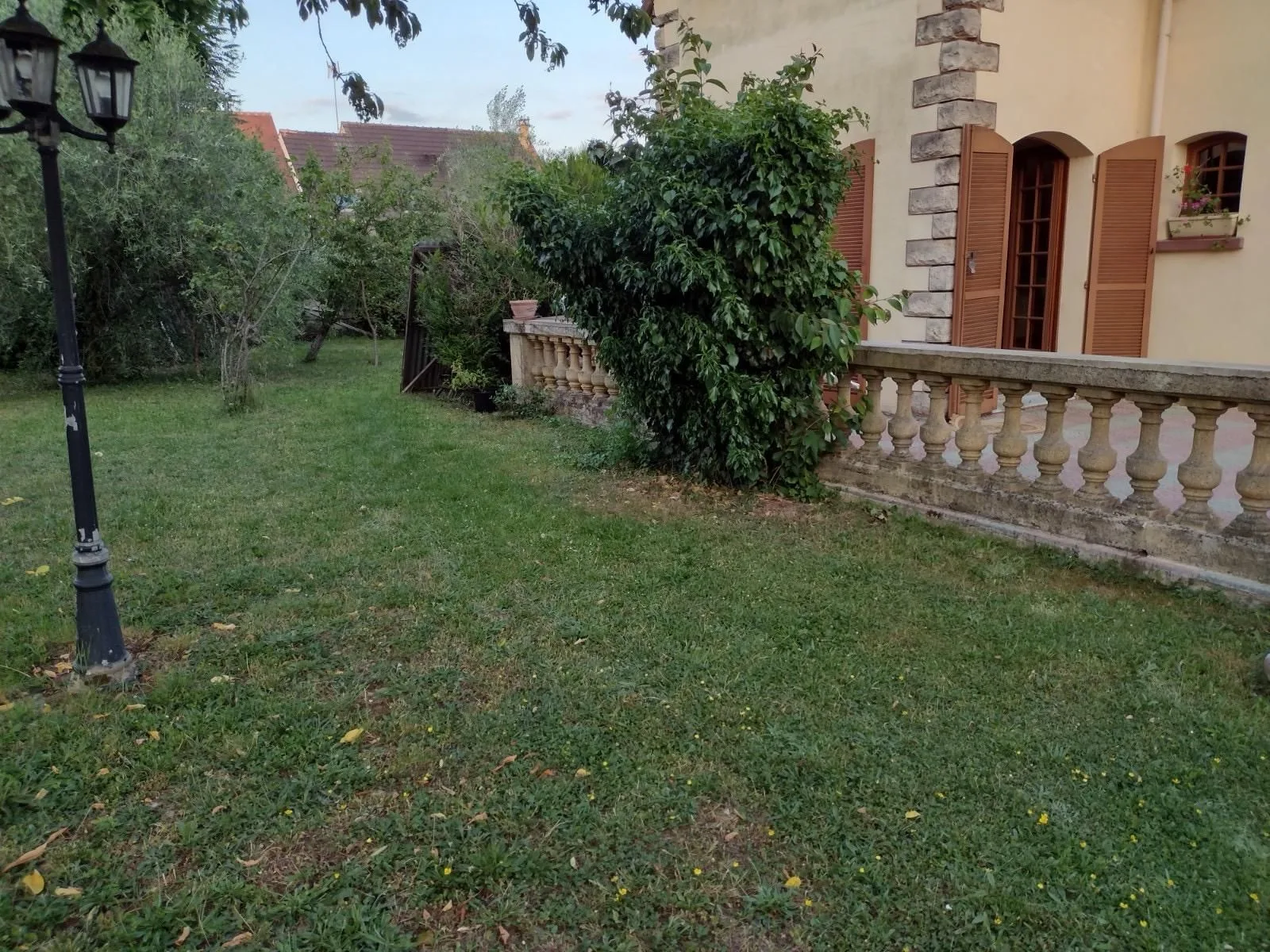 New Business Associes, Terrace and outdoor space, Chennevières-sur-Marne