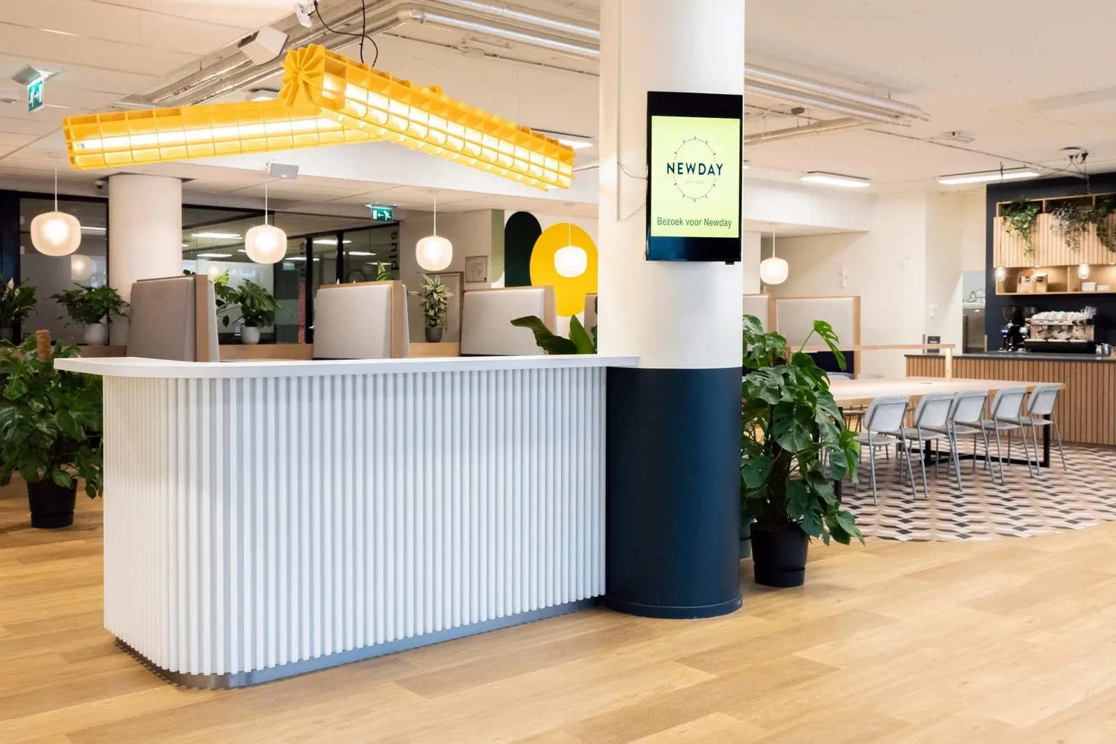 Newday Offices Arnhem, Reception, Arnhem
