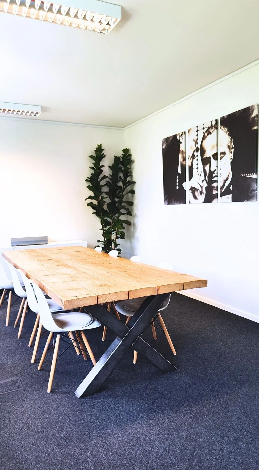 Nikan Office, Meeting room for 8 people, Leverkusen