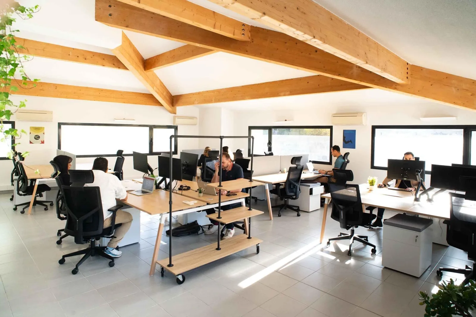 Nomad Coworking Châteauneuf Grasse, Open-plan office, Châteauneuf Grasse
