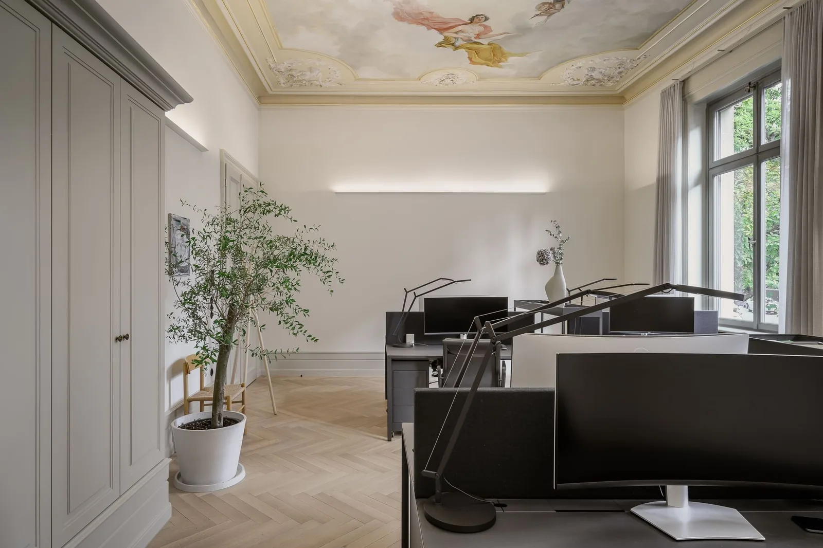 Noto Frankfurt Arndtstraße, Privatbüro mit 4 Arbeitsplätzen, Frankfurt am Main