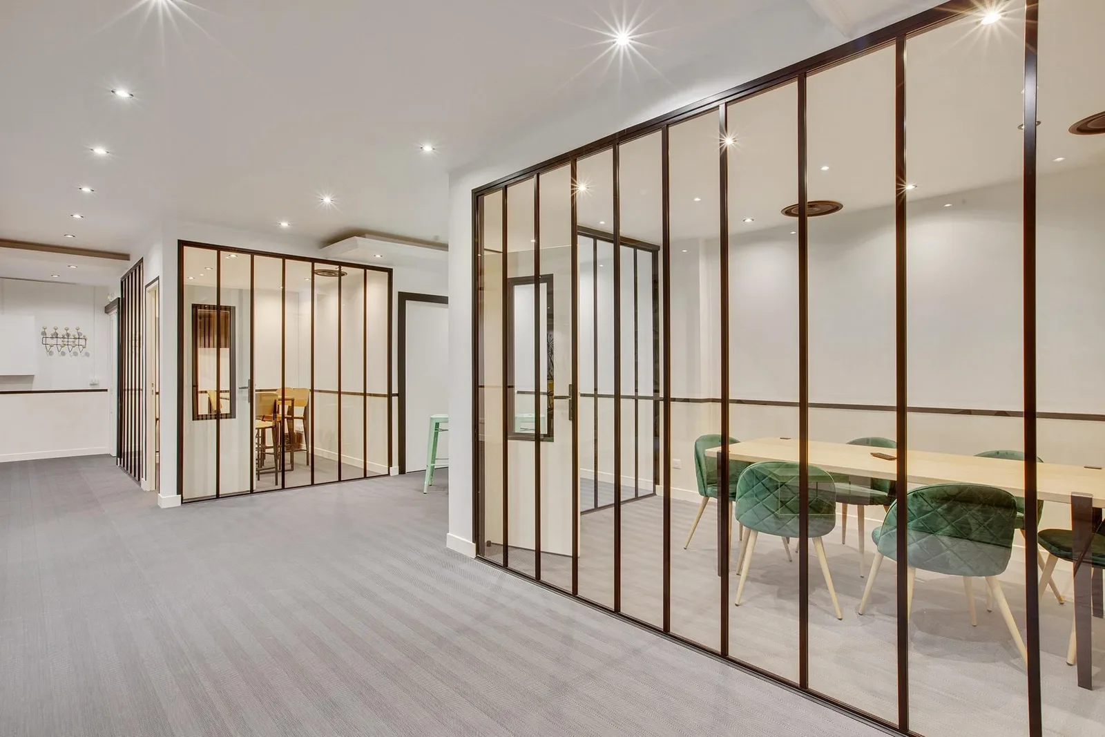 Les Nouveaux Bureaux 35 Beaubourg, Salle de réunion 6 personnes, Paris 3e