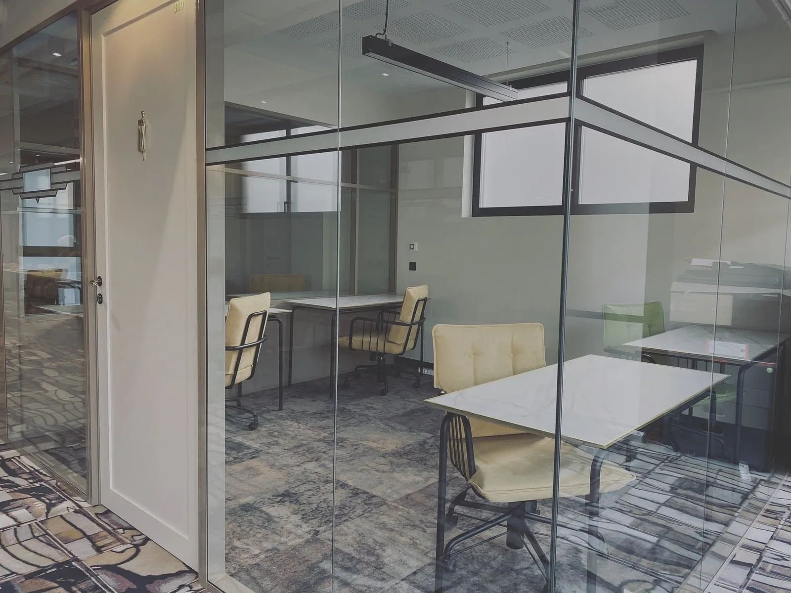 Now Coworking Marseille , Bureau privatif 3 postes, Marseille 7e