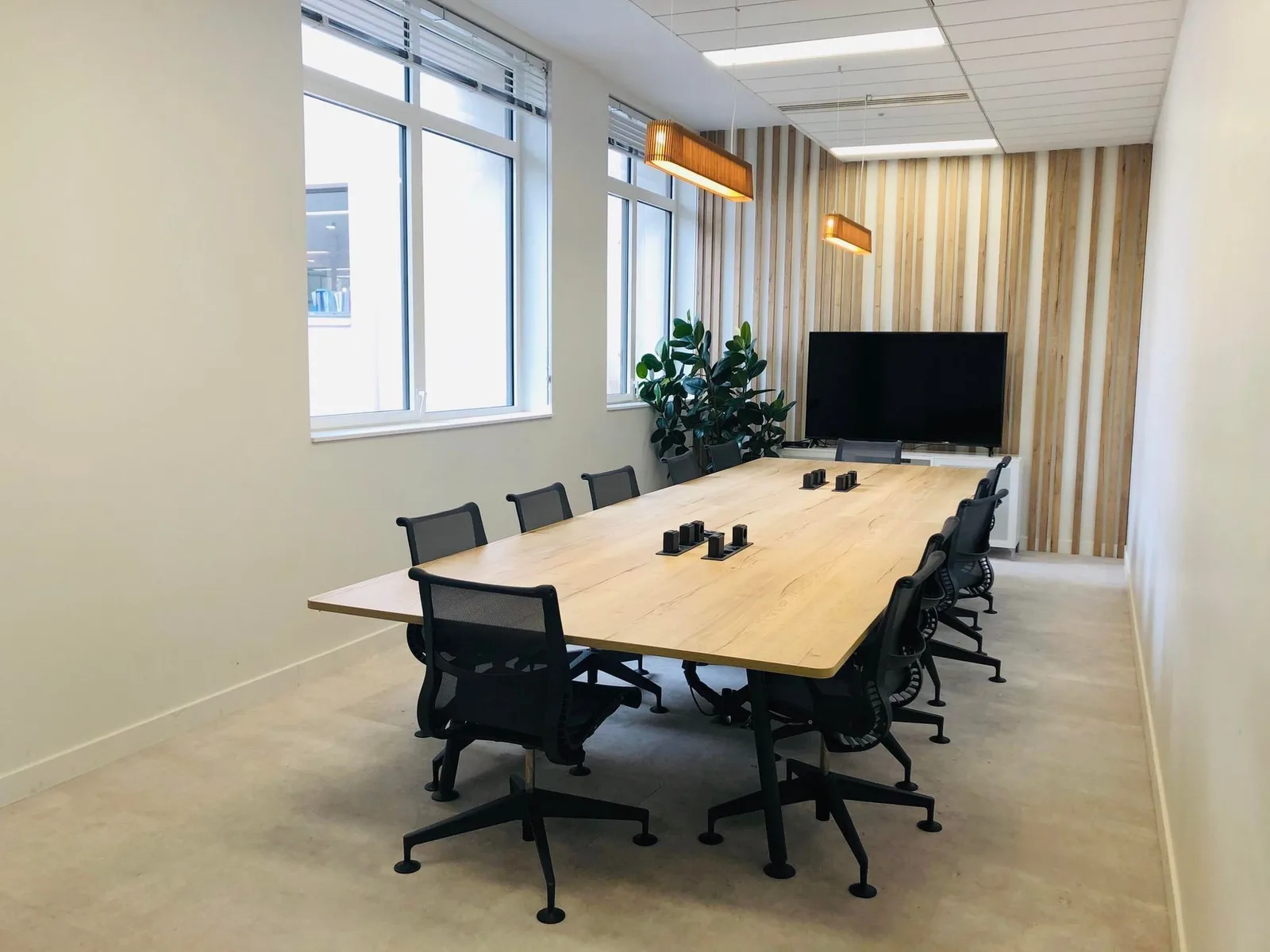 Obratori / L'Occitane Innovation Lab, Besprechungsraum für 10 Personen, Marseille 2e