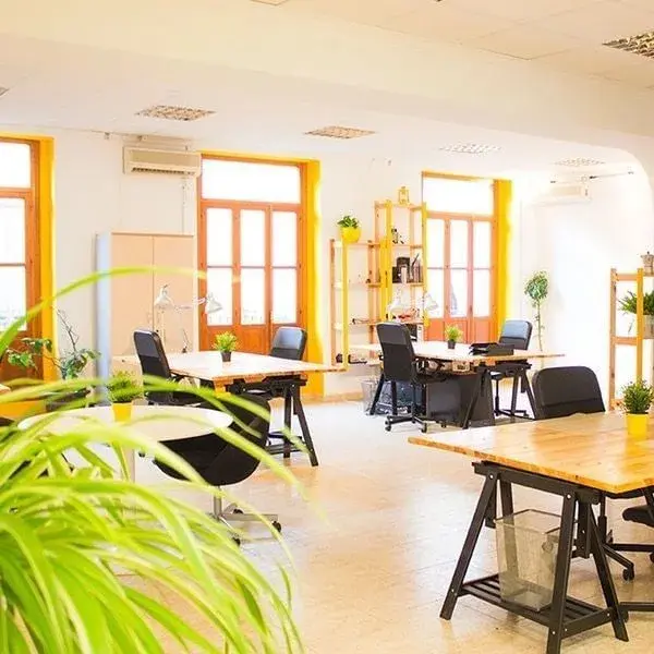 Garage Coworking Valencia Plaza Vicente Iborra , Oferta Espacio Fijo Mensual, Valence