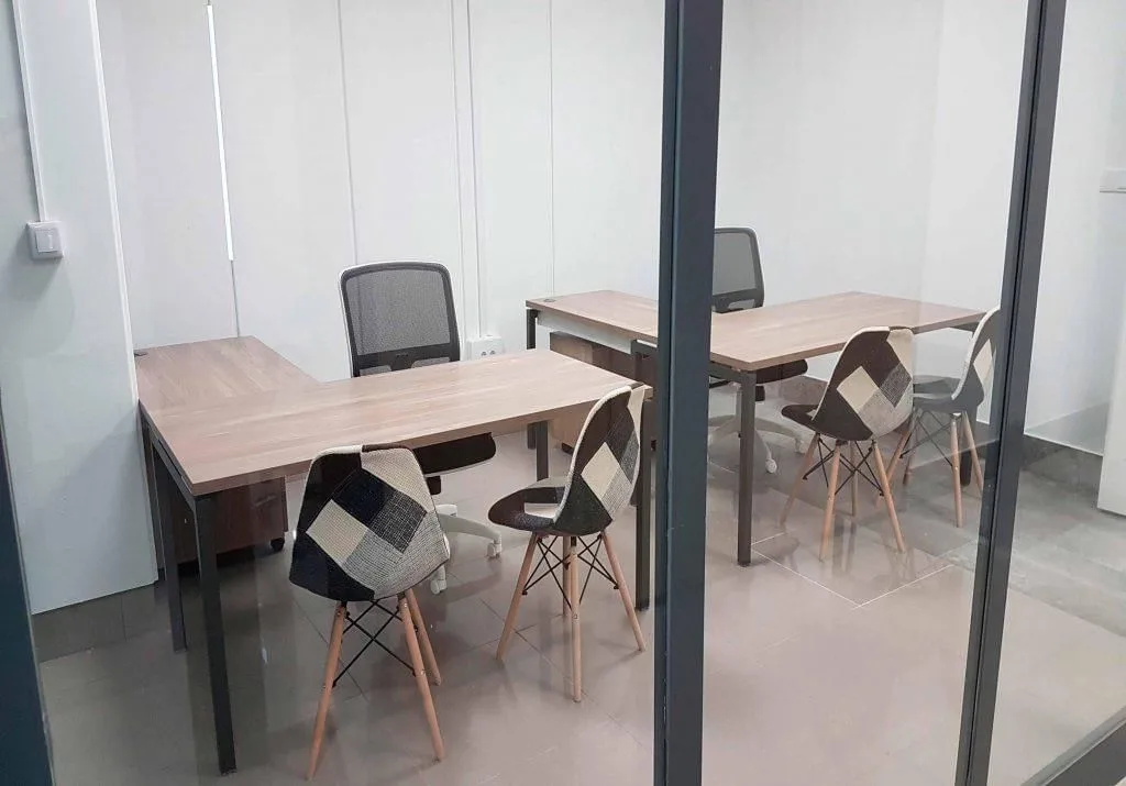 Office Almansa, Despacho privado con 2 puestos, Almansa