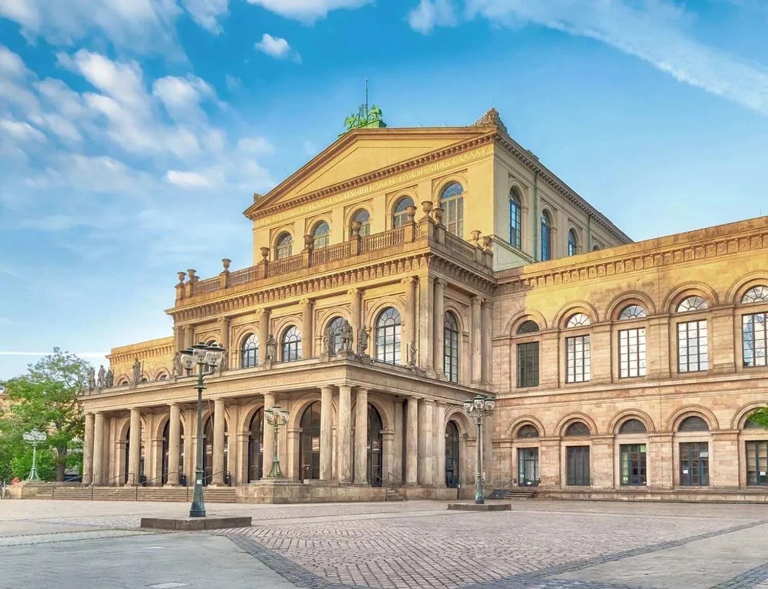 Office Club Hannover an der Oper, Building facade, Hanover