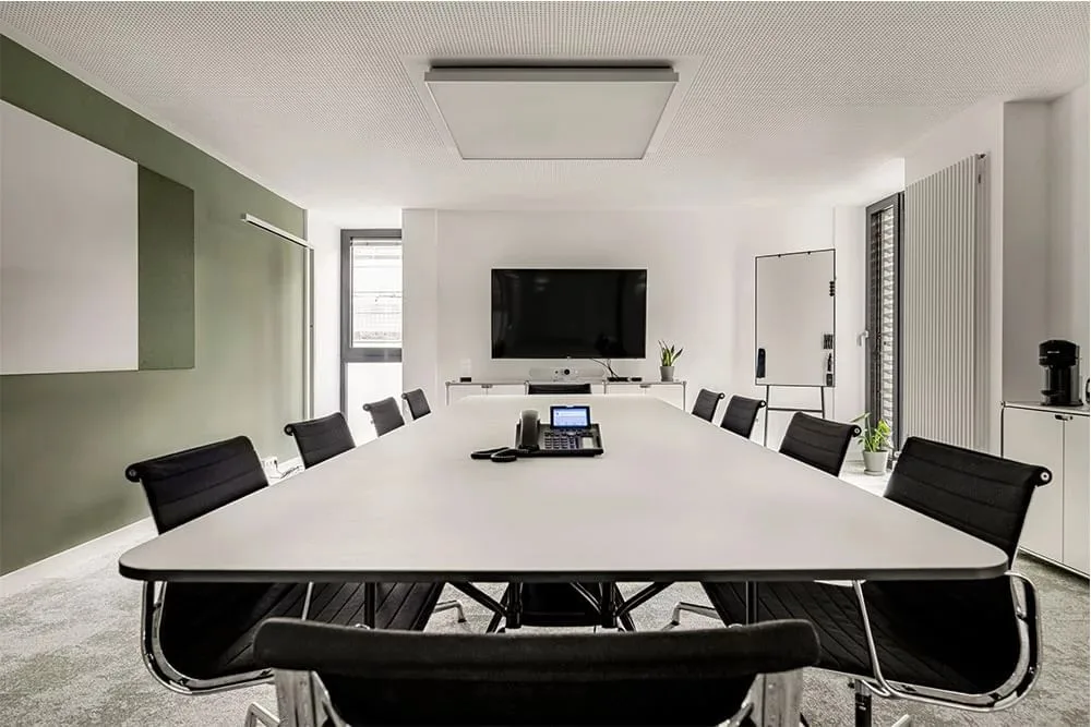 Office Club München Am Stachus, Meeting room for 9 people, Munich