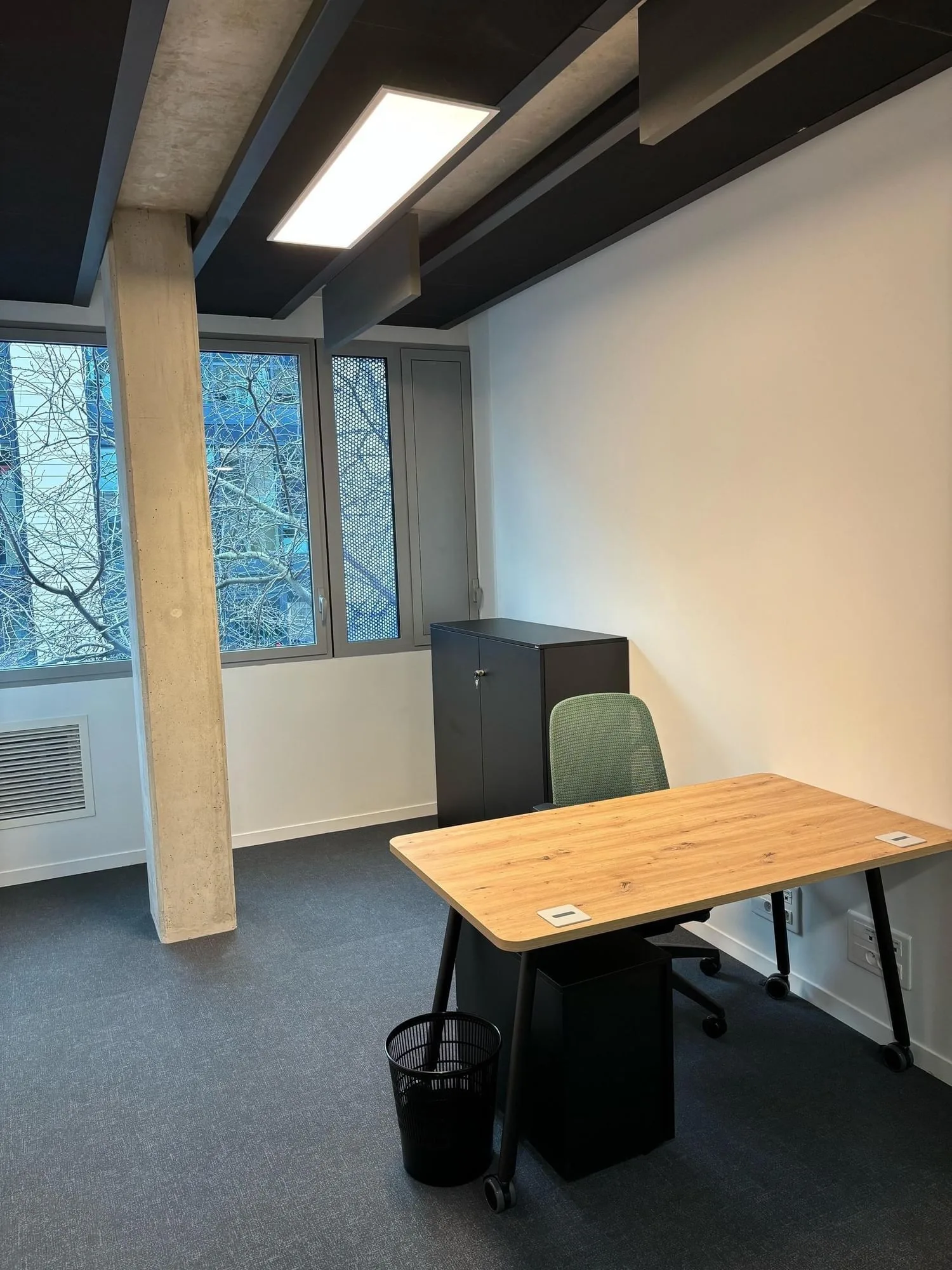 Office Station Reims, Private office, 1 desk, Reims