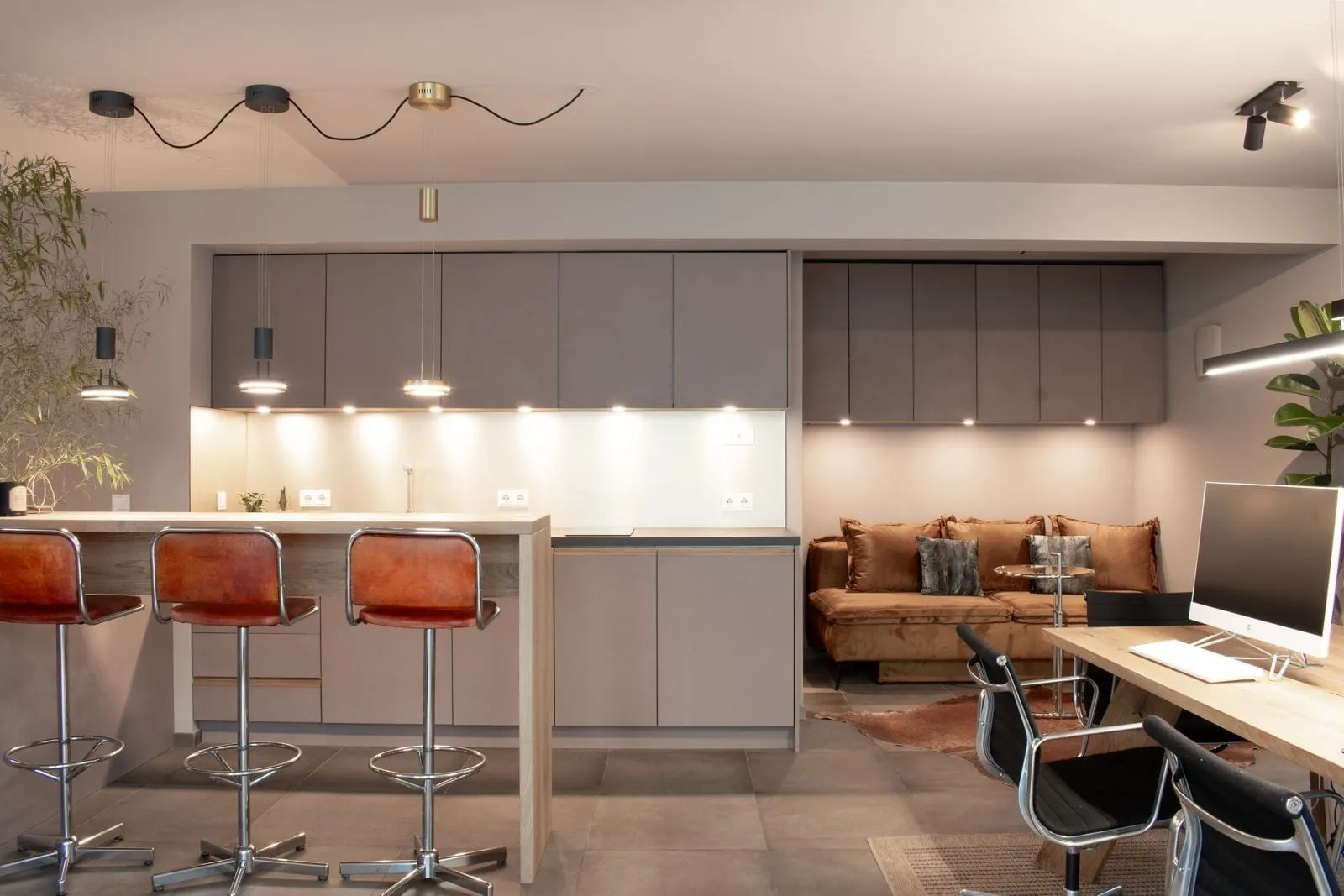 OfficeLikeHome, Kitchen, Oberhaching