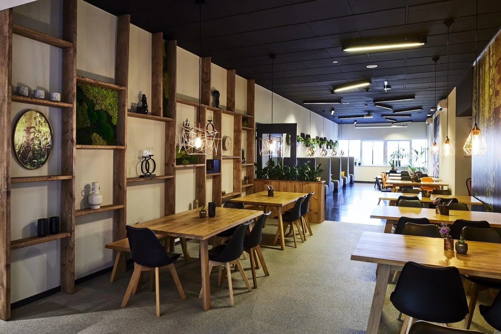 Officenter Geel, Kantine, Geel