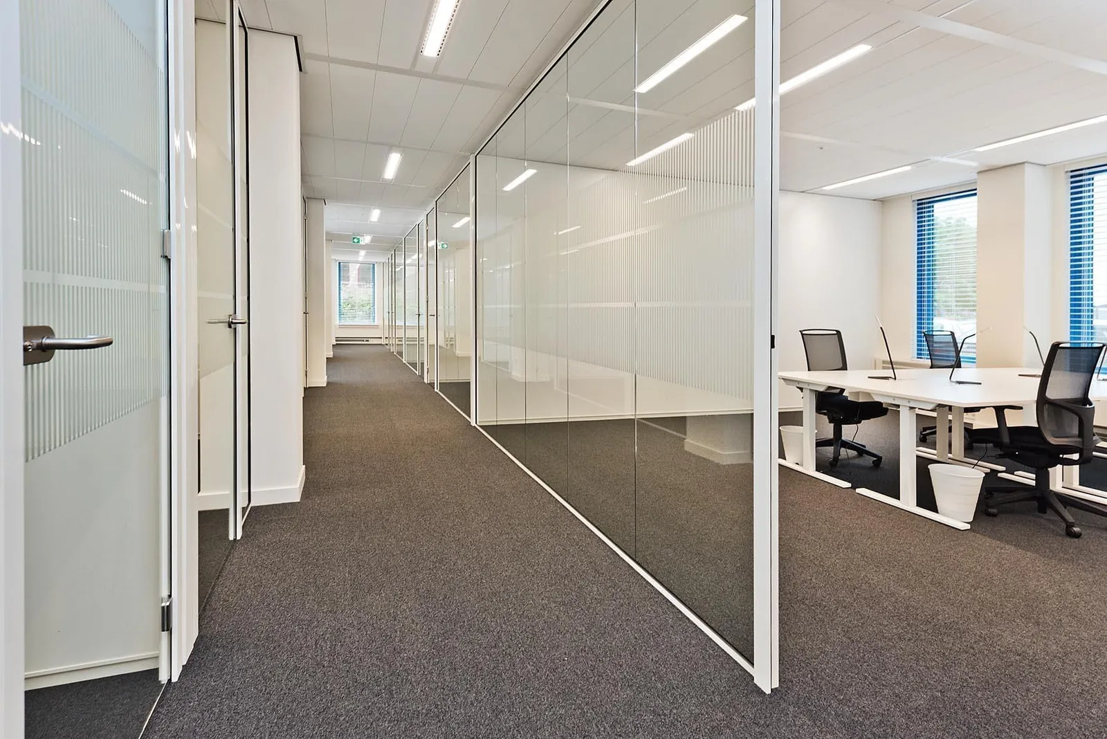 OfficeZ Mountain OfficeZ, Privékantoor met 4 werkplekken, Bunnik