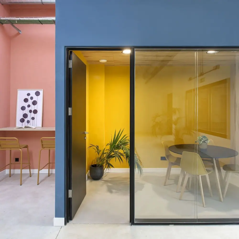 Miso Coworking Calle Uztarroz 16, Oficina Privada 3 personas, Pamplona