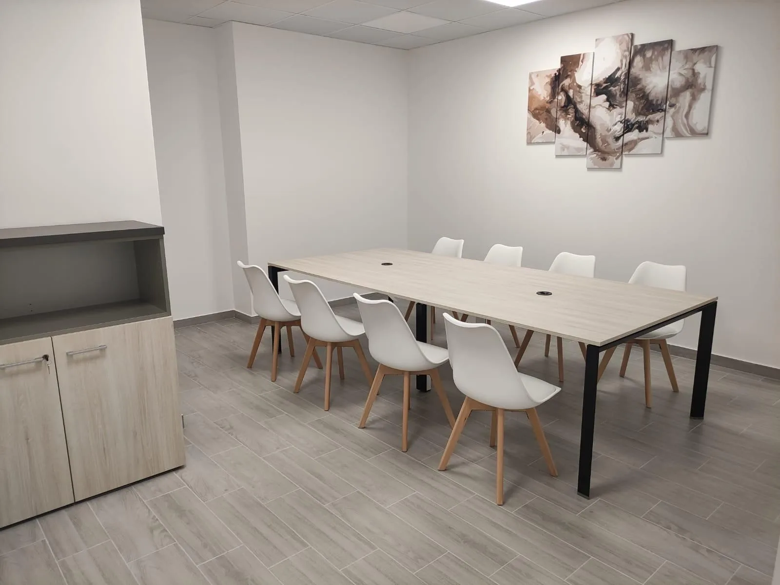 Ofiwork Tortosa, Meeting room for 8 people, Tortosa