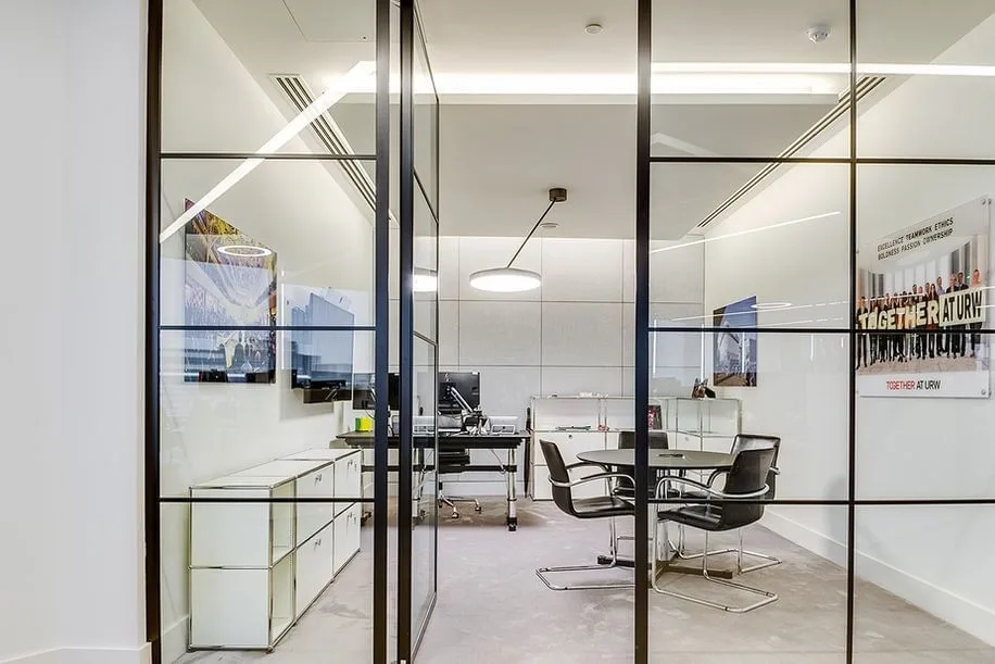 One Ariel Way, Bureau privatif 1 poste, Londres