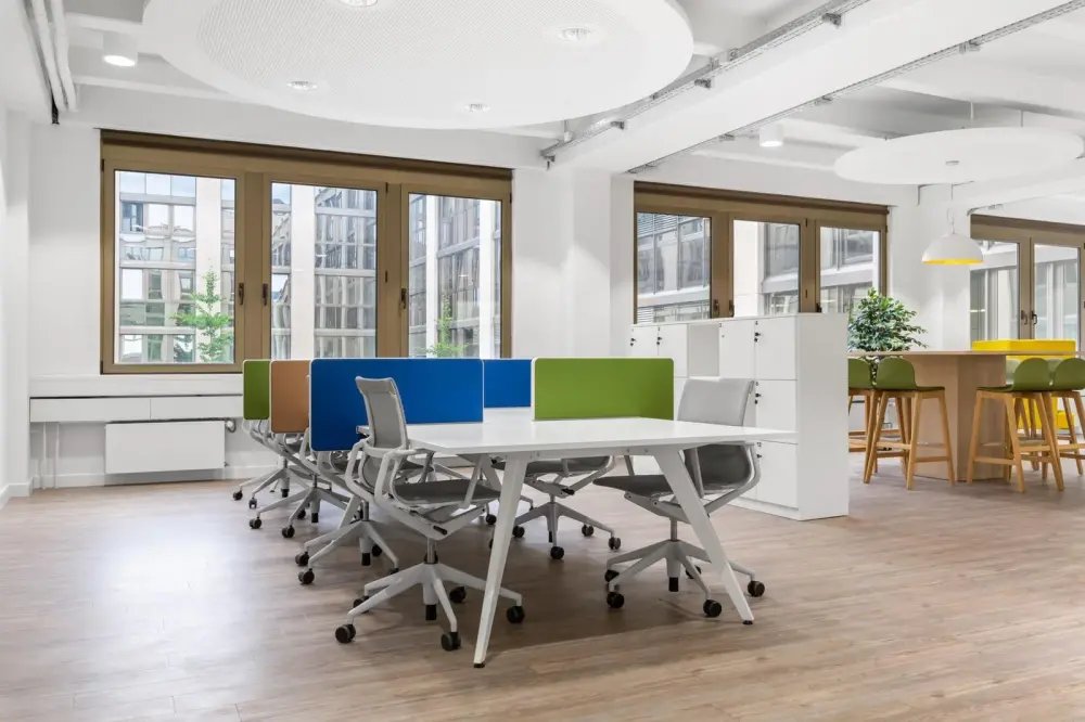 Open Office KOBE, Sannomiya Minami (Open Office)、コワーキングデスク、神戸市