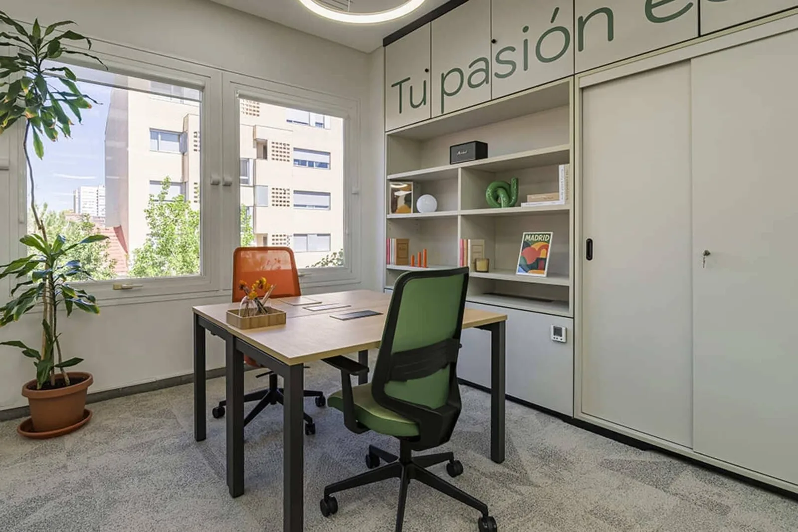 Optimismus Coworking, Escritório privativo com 2 postos, Madrid