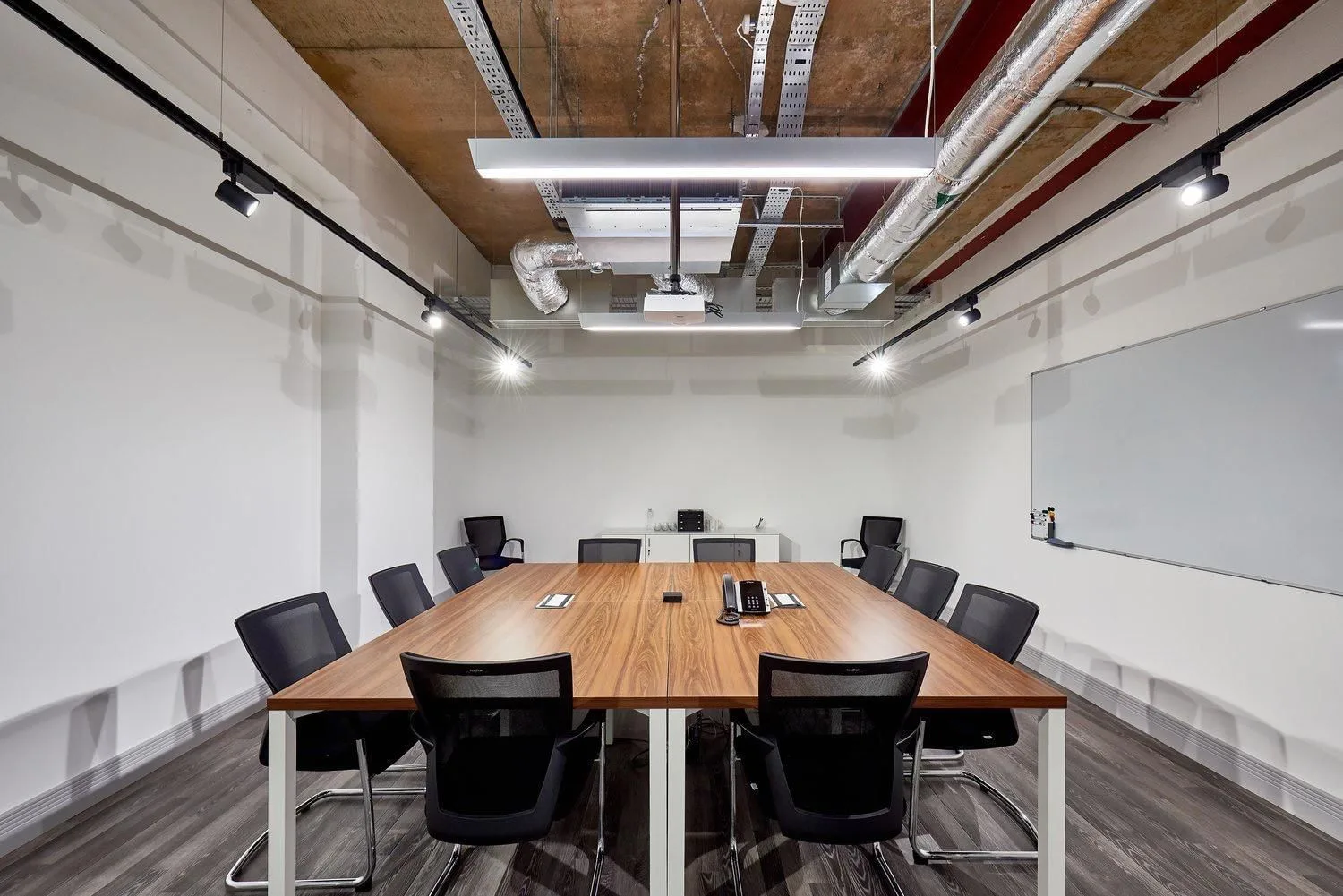 OtherSpace, Meeting room for 8 people, Tunbridge Wells