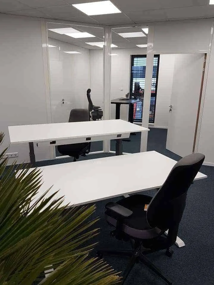 Oxygène Coworking, Privatbüro mit 2 Arbeitsplätzen, Bernolsheim