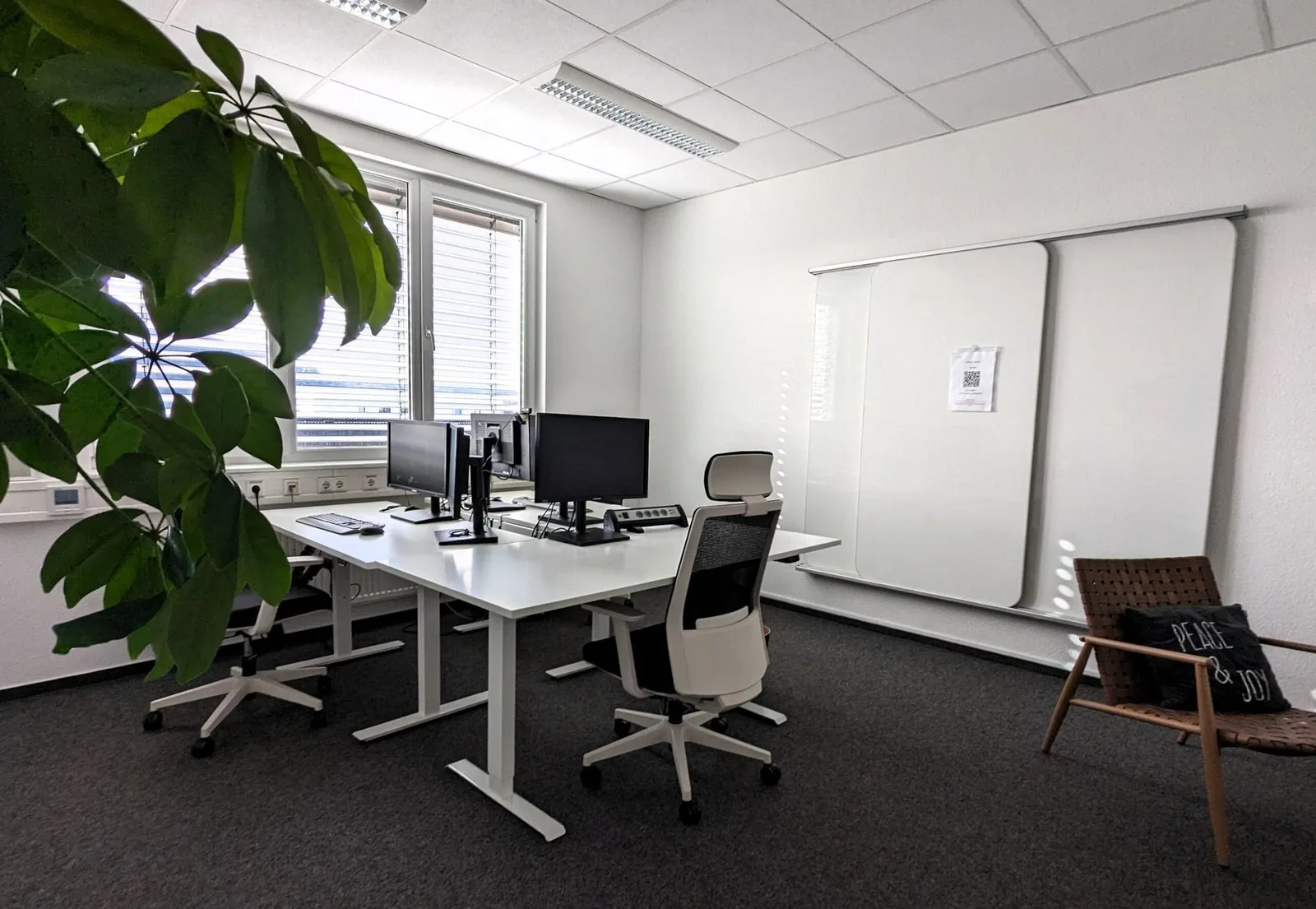 Pfinztal Works, Private office, 4 desks, Pfinztal