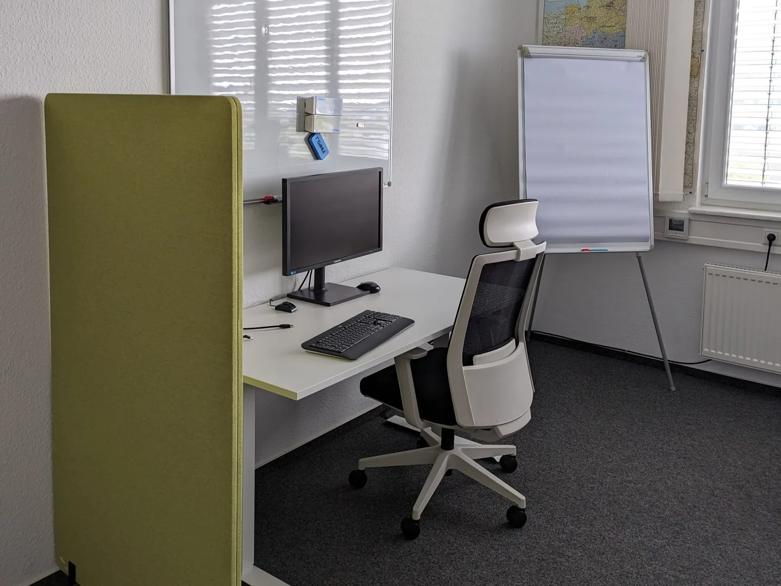 Pfinztal Works, Private office, 1 desk, Pfinztal