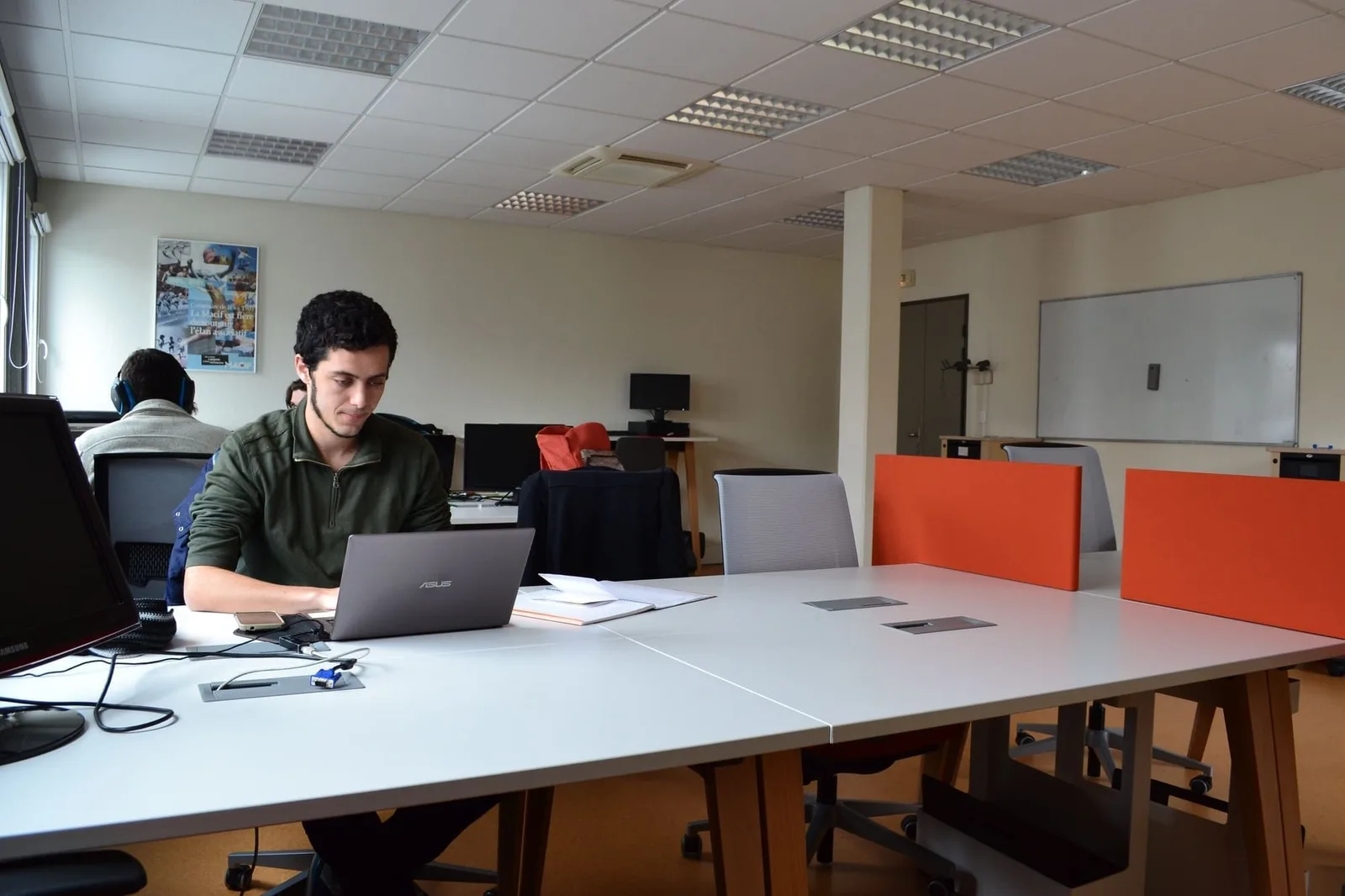 Pôle Entrepreneurial, Open-plan office, Maxéville