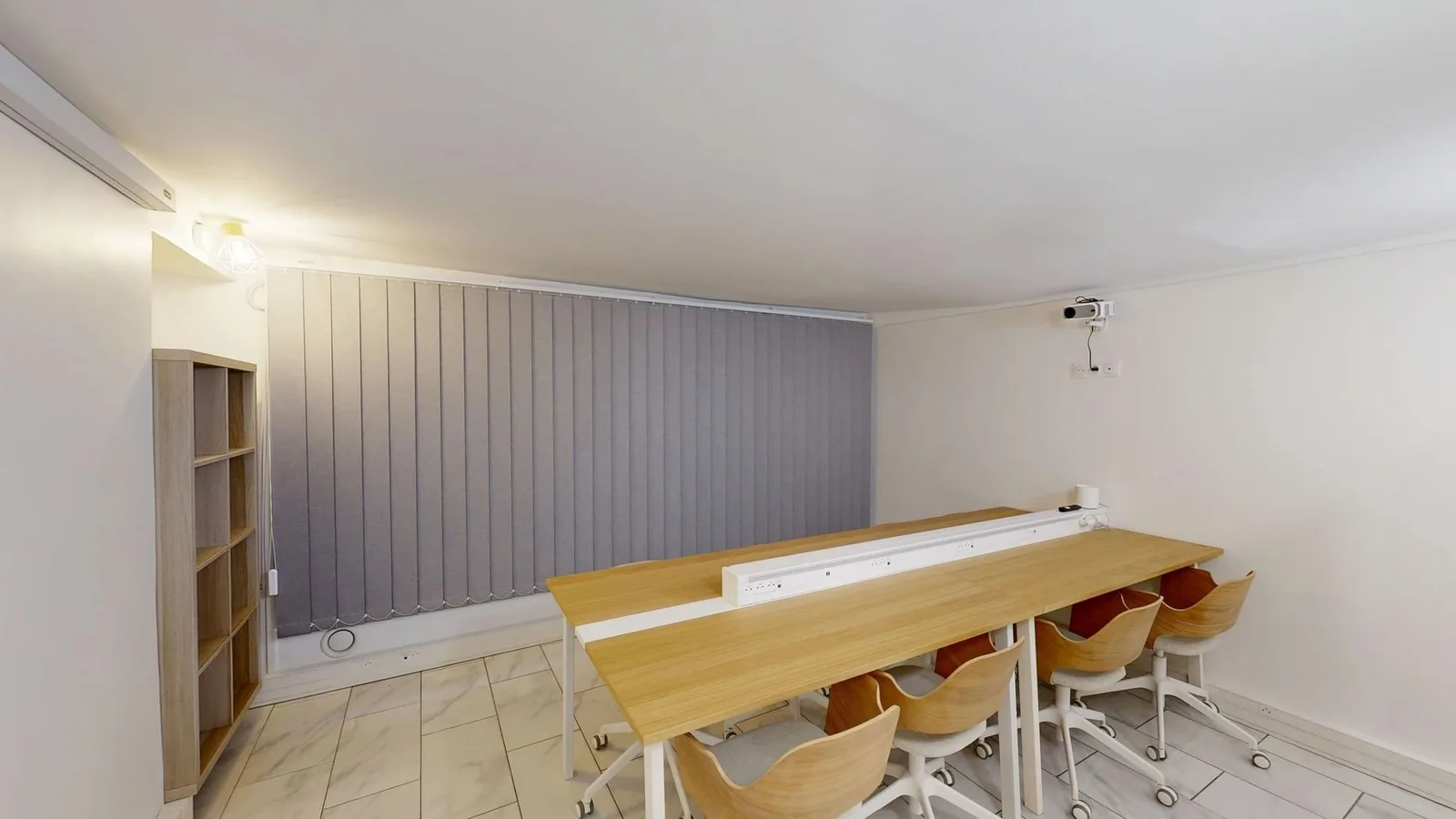 PradoDesk, Meeting room for 6 people, Paris 10e