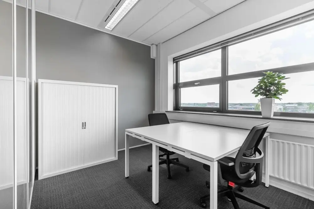 Regus BUDAPEST, First Site, Privát iroda 2 fő, Budapest