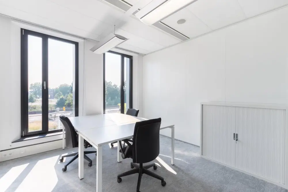 Regus BUDAPEST, Northside Business Centres, Privát iroda 3 fő, Budapest