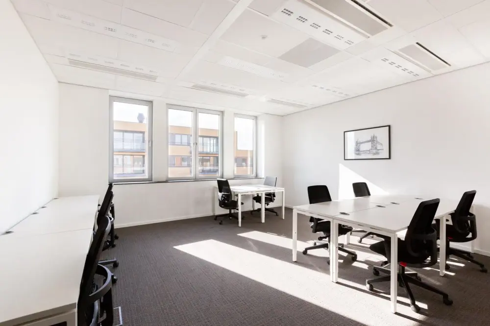 Spaces LA DEFENSE, Cours Valmy, Privatbüro 9 Personen, Puteaux