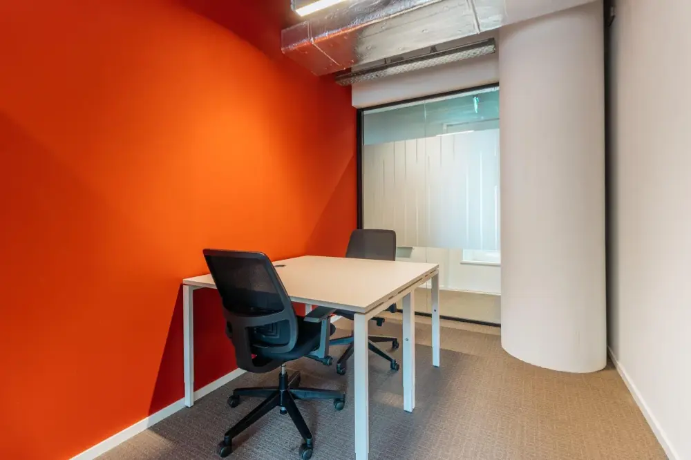 Regus Mandaluyong, AMA Tower, Private office 2 people, Mandaluyong