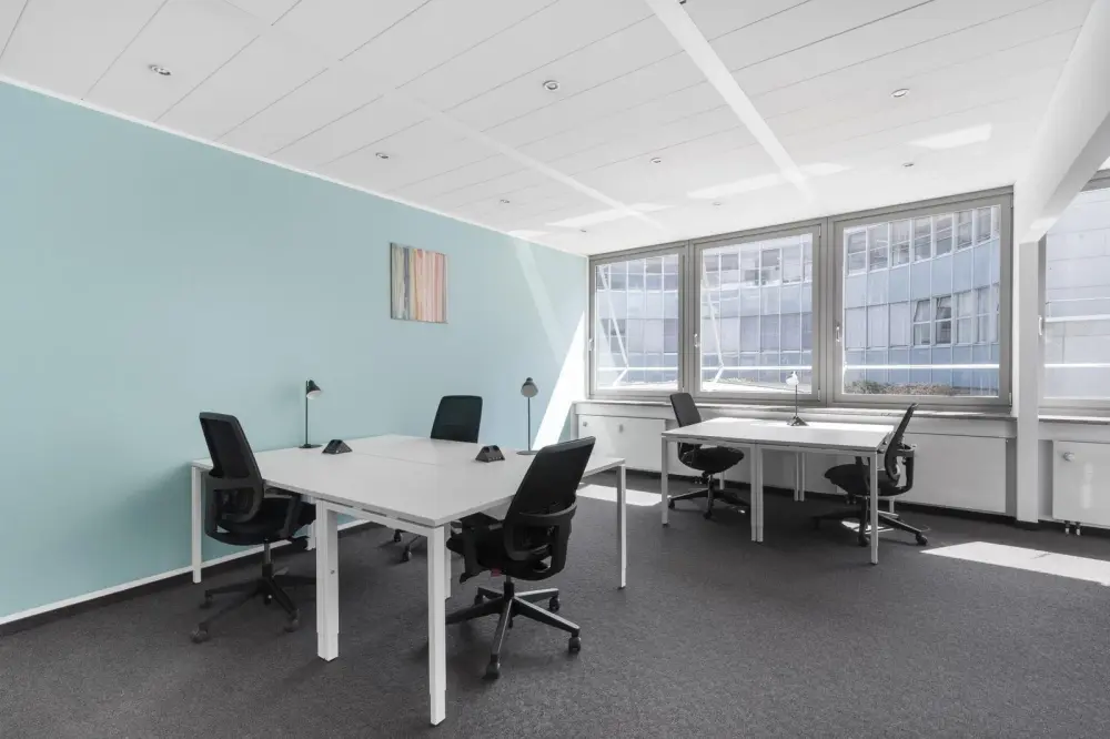 Regus IL, Buffalo Grove - E Lake Cook Rd, Private office 5 people, Buffalo Grove, IL