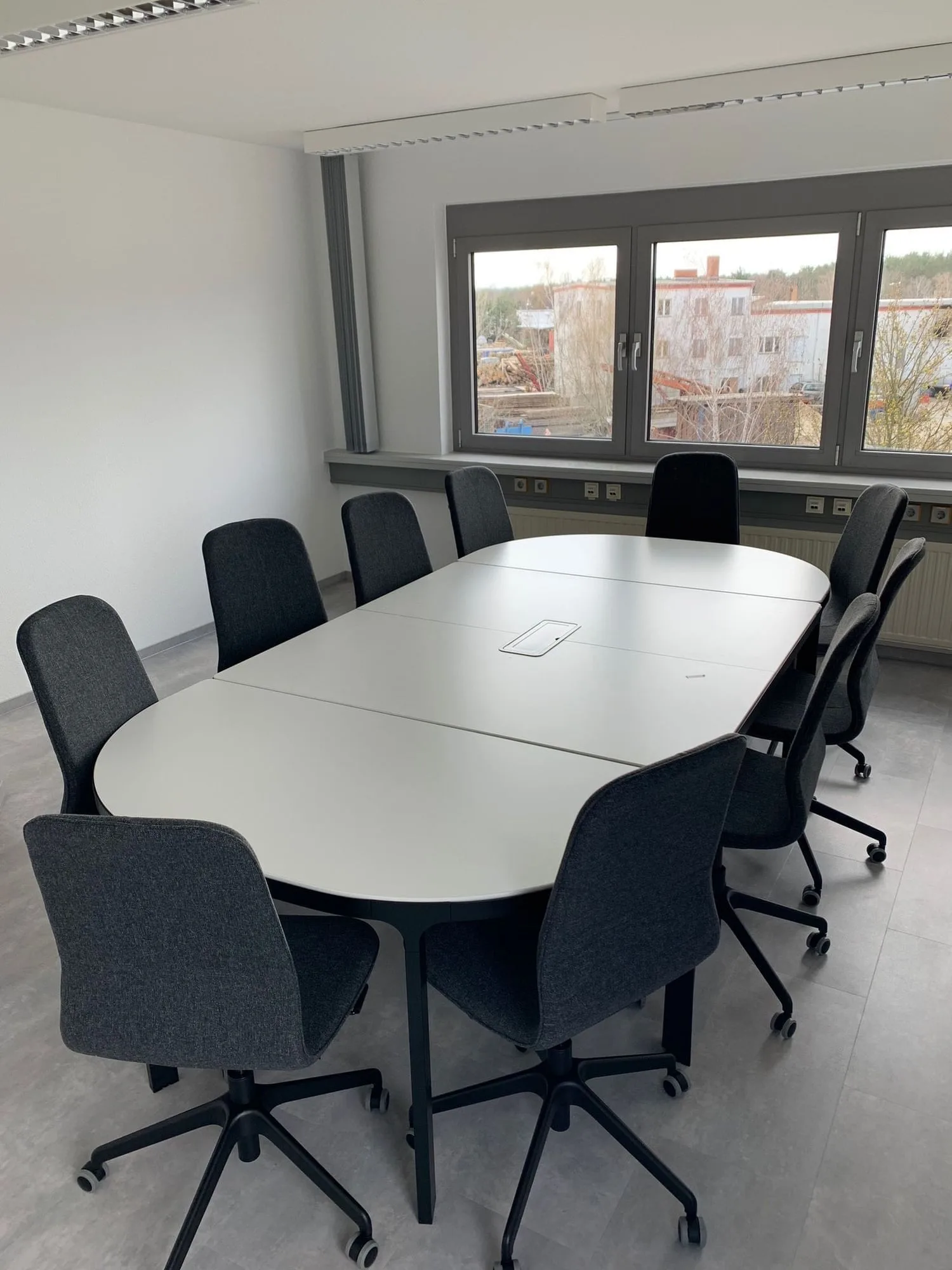 Q48 Home of Business, Besprechungsraum für 10 Personen, Cottbus