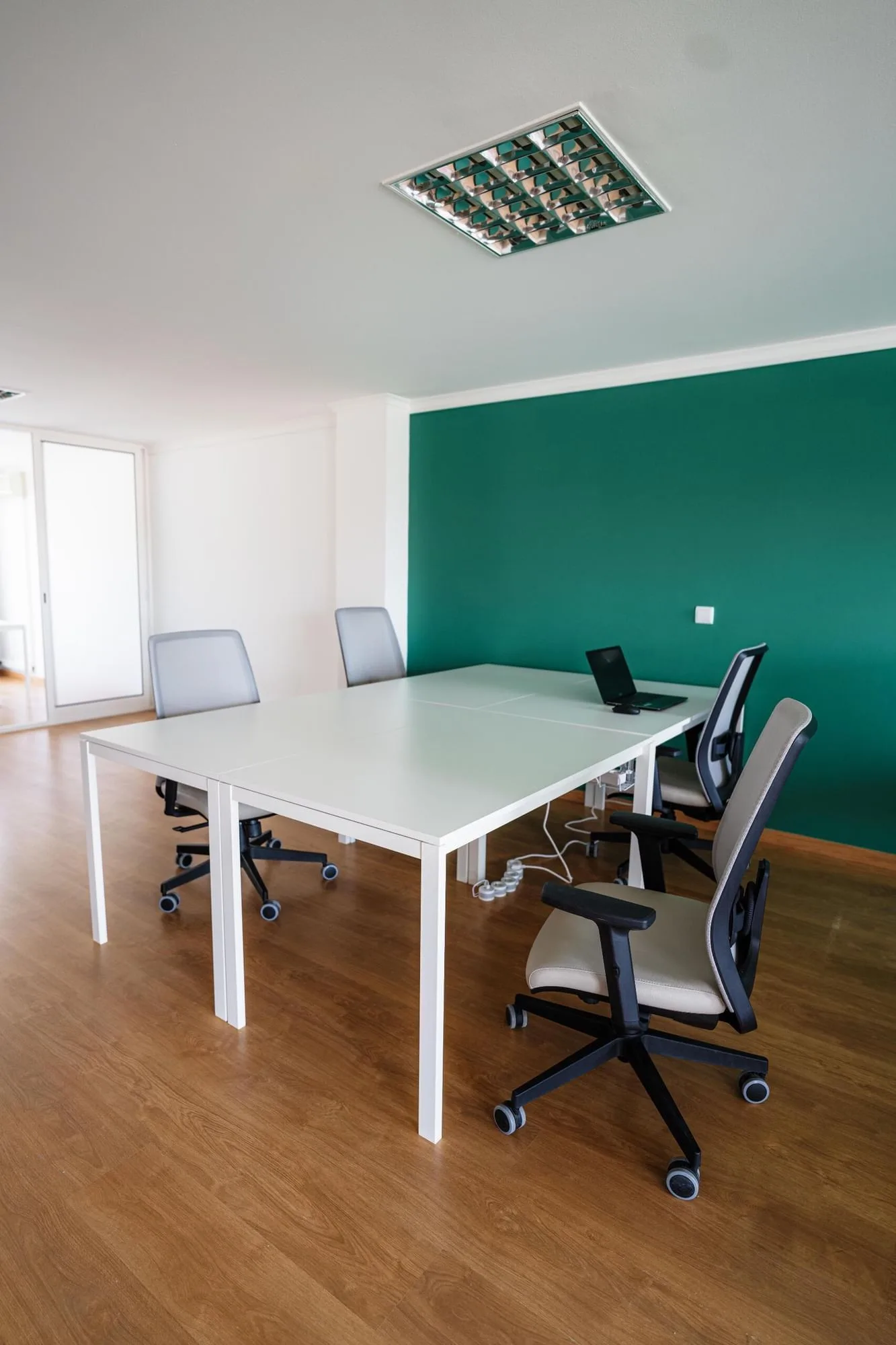 Quarto Andar - Coworking, Private office, 4 desks, Lisbon