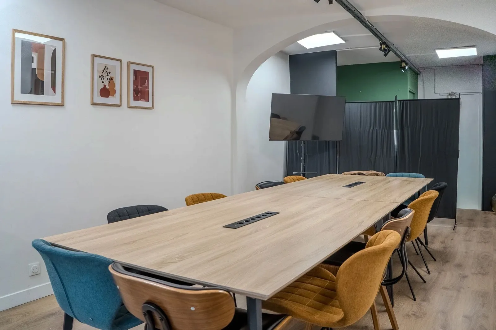 QWarter 38 Montmorency, Salle de réunion 10 personnes, Paris 3e