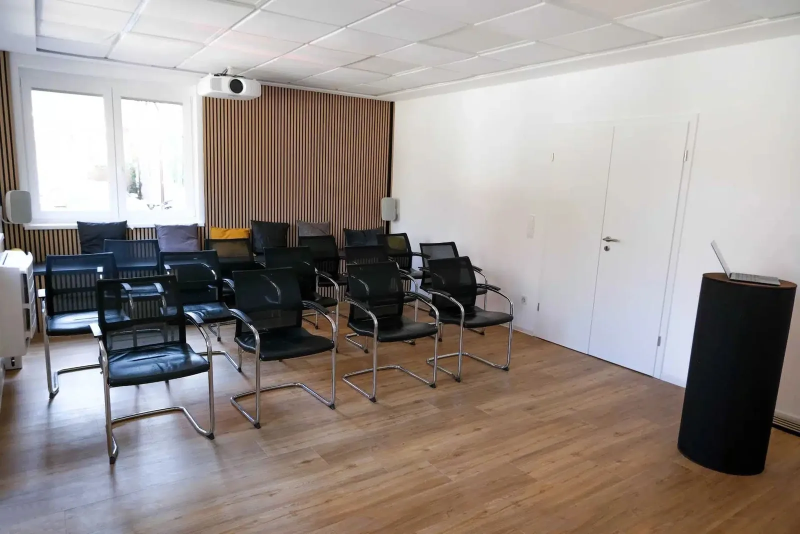 Raum18 Fürth, Schulungsraum für 12 Personen, Fürth