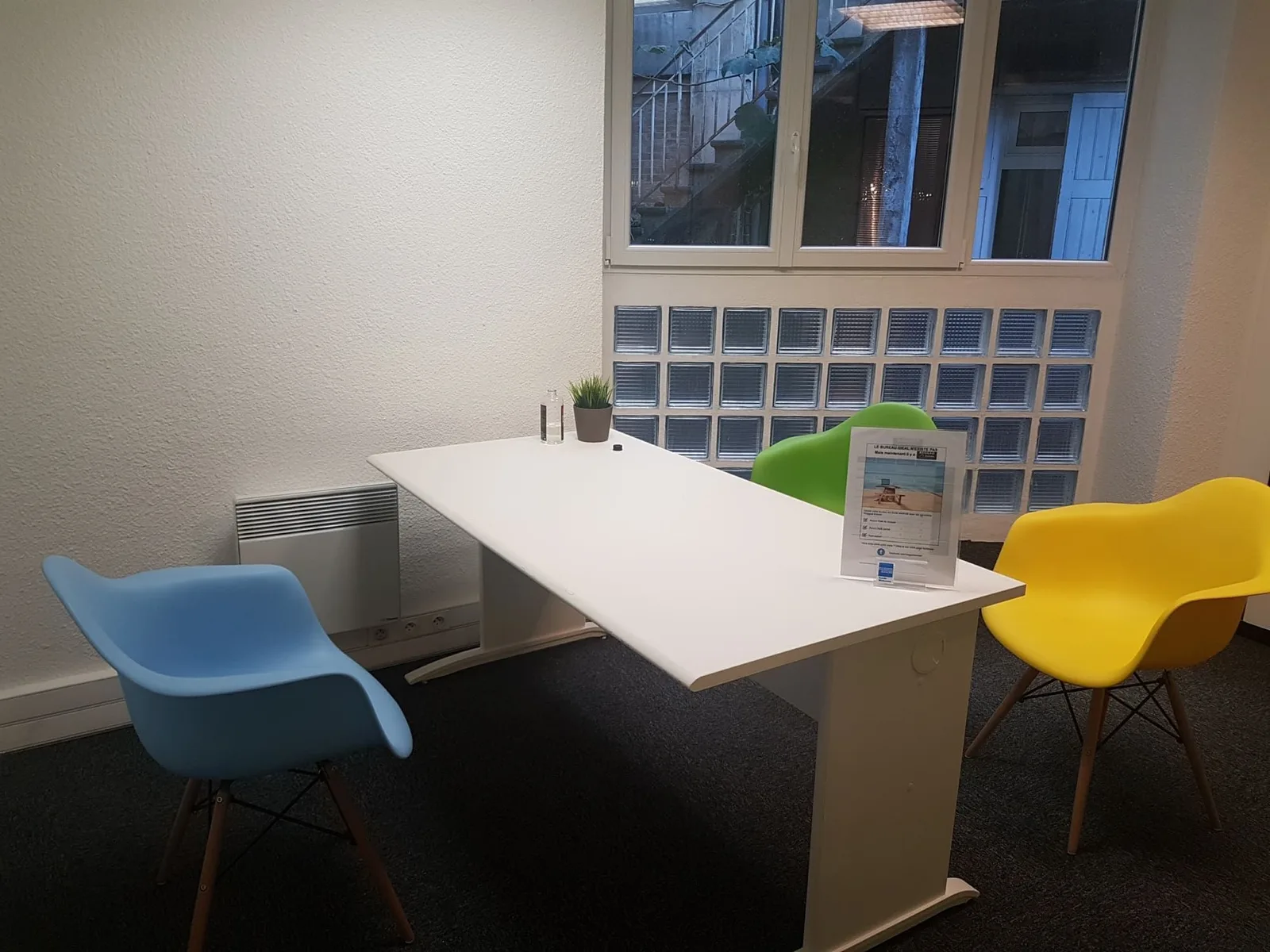 Reggad Estate - Denfert Rochereau, Besprechungsraum für 3 Personen, Grenoble