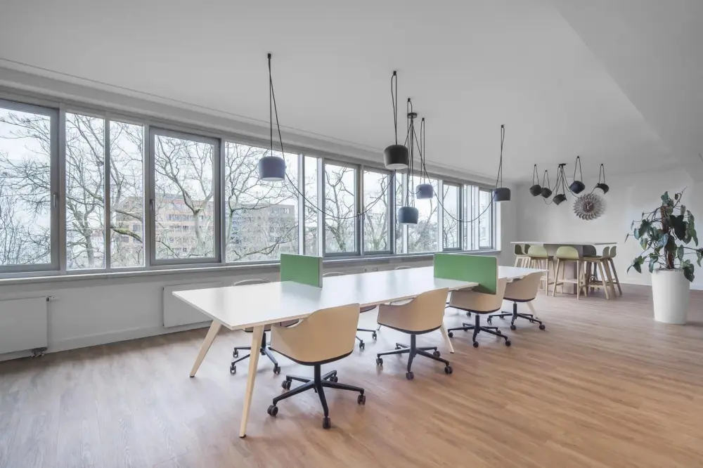 Regus Bengaluru, Global Tech Park, कोवर्किंग डेस्क, बेंगलुरु