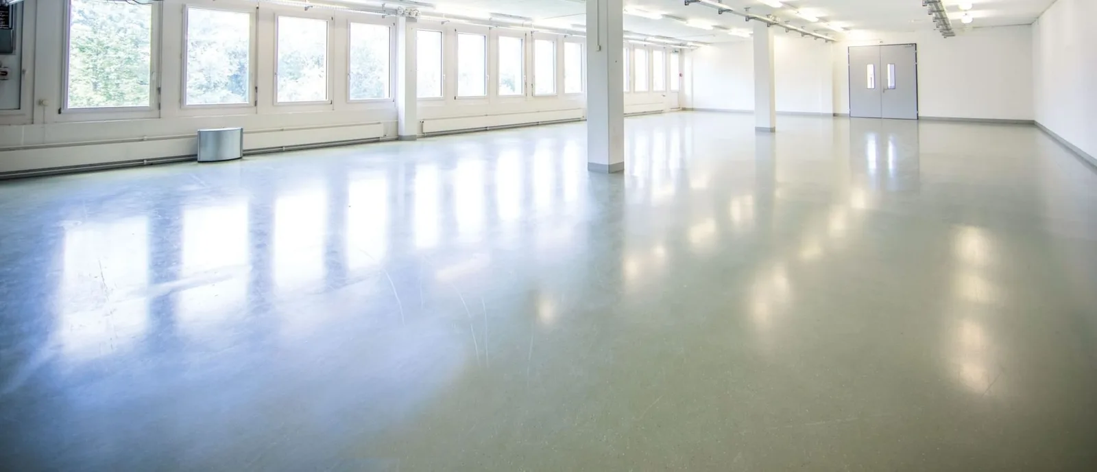 Reichle Immobilien, Open-plan office, Wetzikon