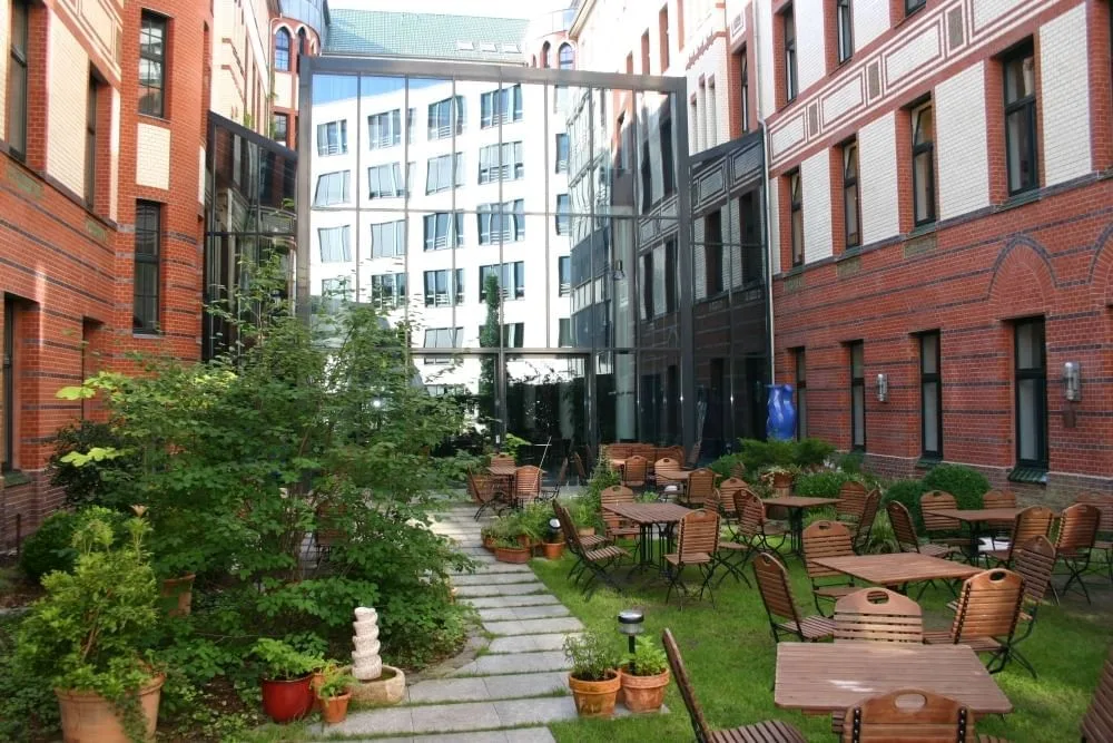 Reinhardtstraßen-Höfe, Terrasse und Außenbereich, Berlin