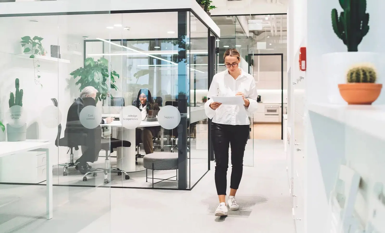 Reiterstaffel Offices, Meeting room for 5 people, Cologne