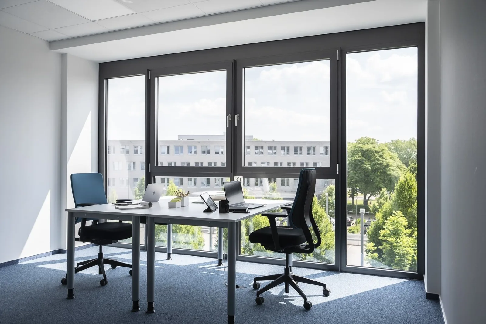 Rivvers Dortmund-Stadtkrone Ost, Privatbüro mit 2 Arbeitsplätzen, Dortmund
