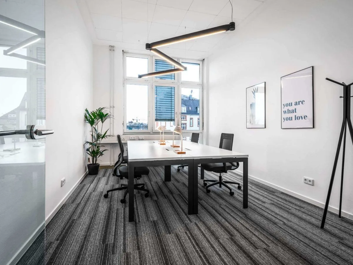 Rivvers Gießen City, Privatbüro mit 4 Arbeitsplätzen, Gießen