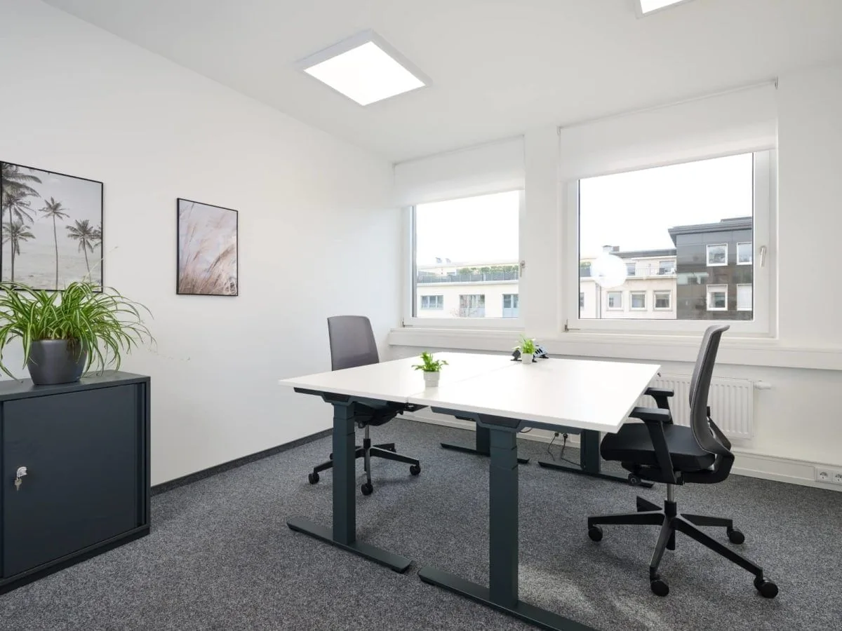 Rivvers Mannheim City, Privatbüro mit 2 Arbeitsplätzen, Mannheim