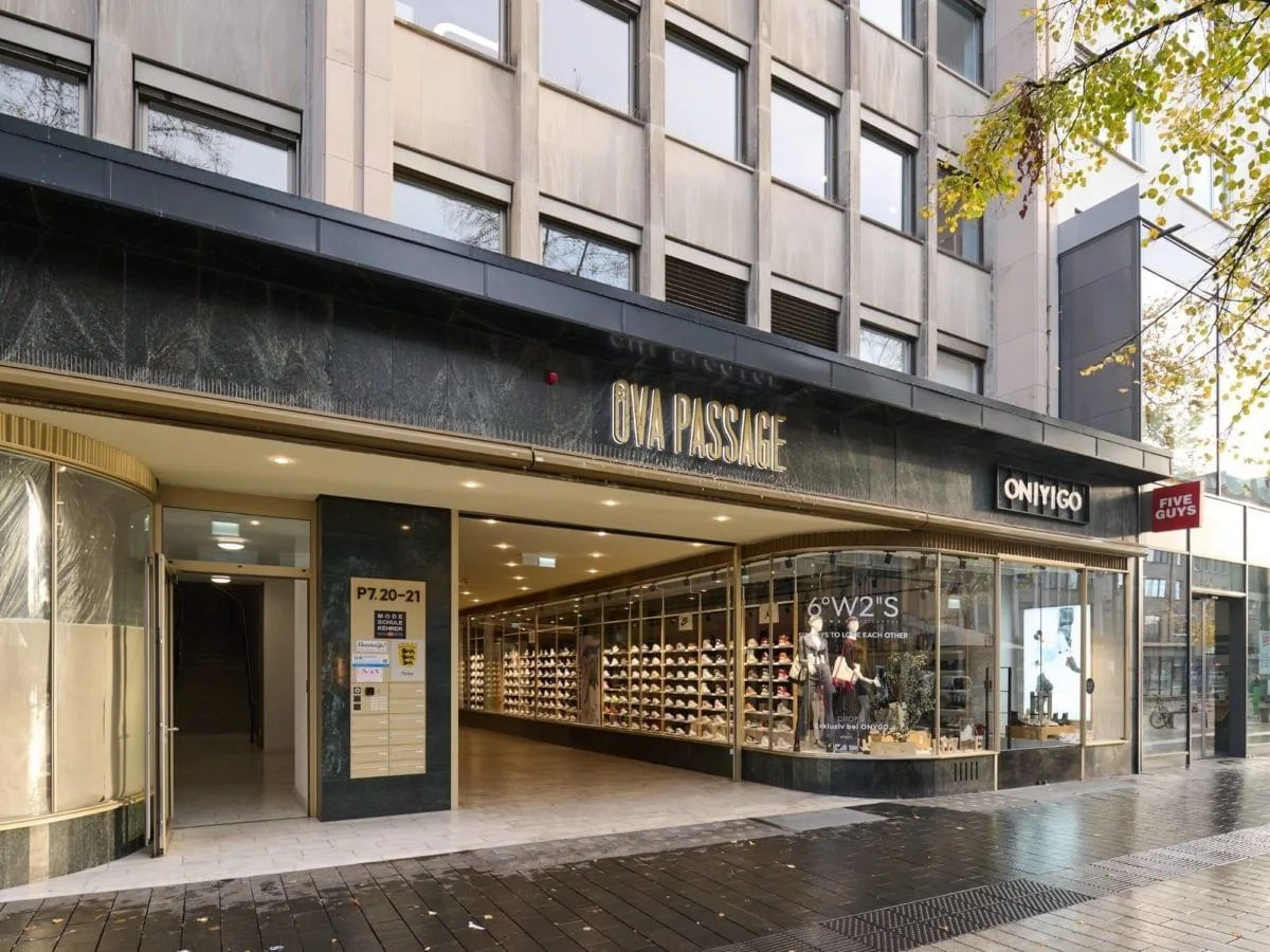 Rivvers Mannheim City, Gebäudefassade, Mannheim