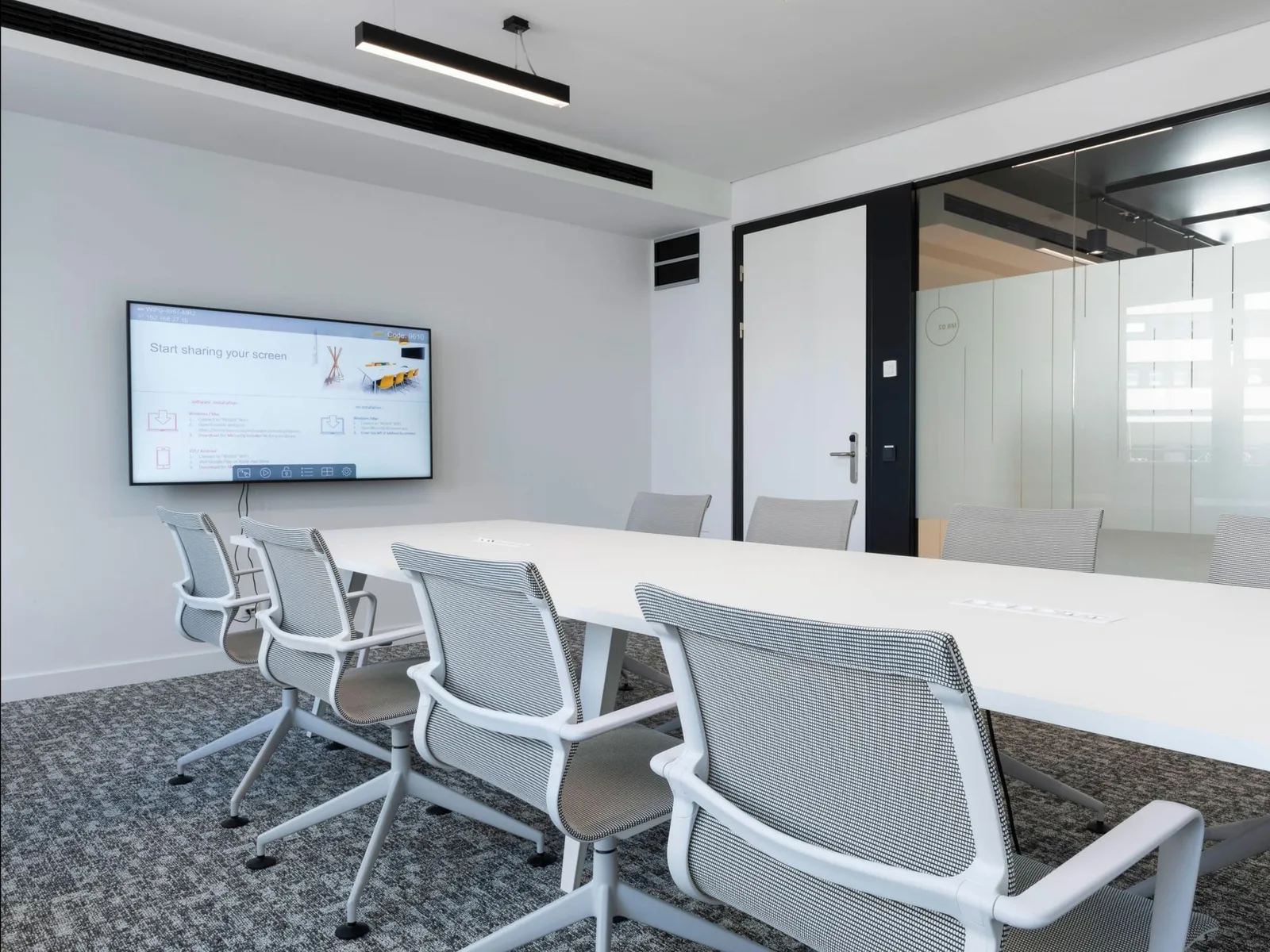 ROC Office Center, Besprechungsraum für 8 Personen, Offenbach am Main